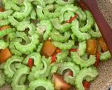 Foto langkah ke 3 dari resep Tumis Pare - Tidak Pahit.