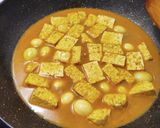 Foto langkah ke 3 dari resep Gulai 3 T (Telur, Tahu, & Tempe).