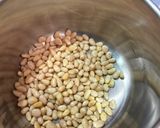 Foto del passaggio 1 della ricetta Fusilli al sugo giallo