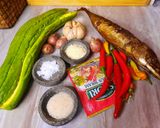 Foto langkah ke 1 dari resep Tumis Pare Ikan Asap.