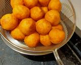 A picture of step 4 of Deep fried sweet potato(Timus) Indonesia traditional snacks.