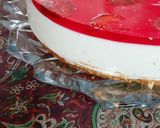 عکس مرحله 1 از دستور چیز کیک توت فرنگی🍰