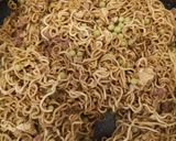 Une image de l'étape 4 de Nouilles chinoises sauce soja avec lardons et omelette.