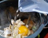 Foto langkah ke 2 dari resep Telur Gulung Tempe.