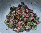 A picture of step 4 of Laal saag sabji.