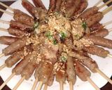 A picture of step 5 of Quick Banh Hoi with Grilled Pork Sausage.