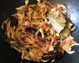 A picture of step 2 of Bhuna Gosht.
