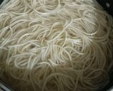शेजवान नूडल्स विथ मंचूरियन (Schezwan noodles with manchurian recipe in Hindi) रेसिपी चरण 2 फोटो