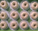 Foto langkah ke 4 dari resep Donat Maizena (tanpa telur).