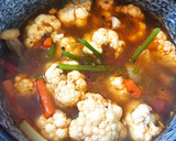 Tejszínes karfiolleves, csak zöldségekkel recept fázis 3 fotója