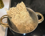 Foto del paso 3 de la receta: Fideos fritos con pollo