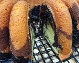 Foto langkah ke 5 dari resep Marmer Brownies Cake.