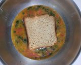ક્રિસ્પી ઓમલેટ ટોસ્ટ (Crispy omelette Toast Recipe In Gujarati) રેસીપી સ્ટેપ2ફોટો
