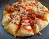 Foto langkah ke 3 dari resep Pizza ala anak-anak.