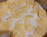A picture of step 4 of Gratin Dauphinois.