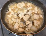 A picture of step 4 of Easy and Healthy Oyakodon.