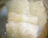 Foto langkah ke 3 dari resep Sup Oyong (Bihun, Telur Puyuh).