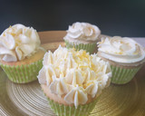 Foto del paso 11 de la receta: Cupcakes de pie de limón