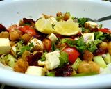 A picture of step 3 of Paneer and Chickpea Salad.
