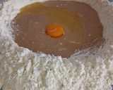 A picture of step 2 of White and Chocolate Conchas.