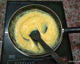 A picture of step 4 of Mango. Custard. Pudding.