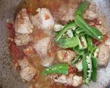 A picture of step 1 of Chinese Green Chilli Chicken Curry 😋.