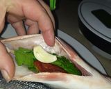 Foto del passaggio 1 della ricetta Spigola al Sale cotta al microonde