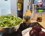 Foto del passaggio 1 della ricetta Carpaccio di barbabietola con maionese di rucola 🌿