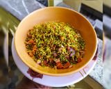 A picture of step 1 of Hurda bhel / Ponk Bhel.