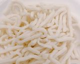 A picture of step 2 of Stir-Fried Udon Noodles.