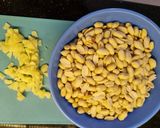 Foto langkah ke 1 dari resep Kacang Bawang Oven.