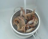 Foto del paso 2 de la receta: Cangrejitos de caldo, fritos y crujientes