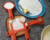 A picture of step 1 of Milk bread.