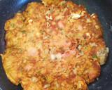 صورة لخطوة 4 من وصفة عجة البيتزا بطريقه جديده سهله وطعم رائع 🍕🍕🍕