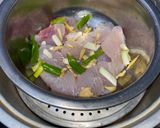 Foto langkah ke 2 dari resep Steam ikan saus Hongkong.