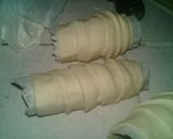 Foto del paso 3 de la receta: Cañoncitos de pastelera y dulce de leche!!!