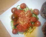 Foto del paso 4 de la receta: Espaguetis de calabacín con cherrys y tomate frito a mi manera