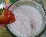 A picture of step 3 of Creamy Fruity oats milkshake.