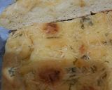 Foto langkah ke 7 dari resep Cheesy garlic bread (by yackikuka).