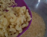 Foto langkah ke 4 dari resep Seblak mie macaroni.
