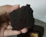 Foto langkah ke 8 dari resep Lamington cake dibalur oreo #serba6sdm.