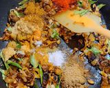 A picture of step 4 of Spicy chicken curry.