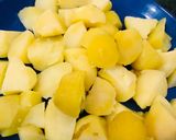 A picture of step 1 of Masala Alu Chaat.