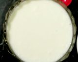 A picture of step 2 of Makhana Raita.