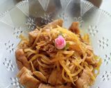 Foto langkah ke 4 dari resep Tumis Pepaya Tahu Pong.