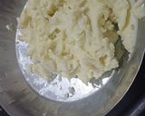 A picture of step 1 of Cashew khoya poli.