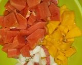 Foto langkah ke 1 dari resep Salad buah fiber crime.