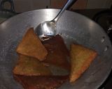 A picture of step 4 of Shahi toast.
