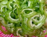 Foto langkah ke 1 dari resep Tumis Pare.