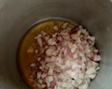 A picture of step 2 of Palak paneer.